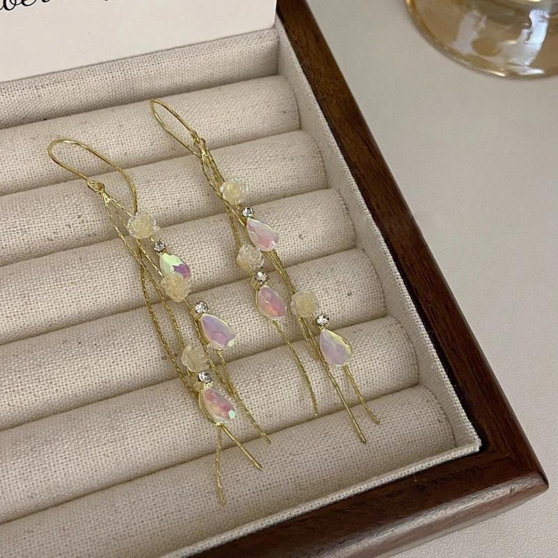 

Новые модные персонализированные длинные серьги с кисточками и фантазийными розами для женщин