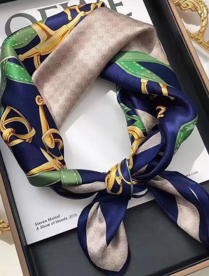 High-End Retro Korean-Style Silk Square Scarf: Versatile Fashion Accessory for Women
