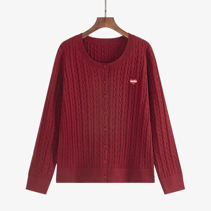 

Женский кардиган с вышивкой и кабельным узором больших размеров на осень 2024 года 3XL for 180-210 jin малиновый