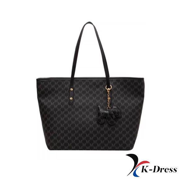 High Capacity Leather Daily Simple High-Quality Shoulder Bag + Leather Keyring