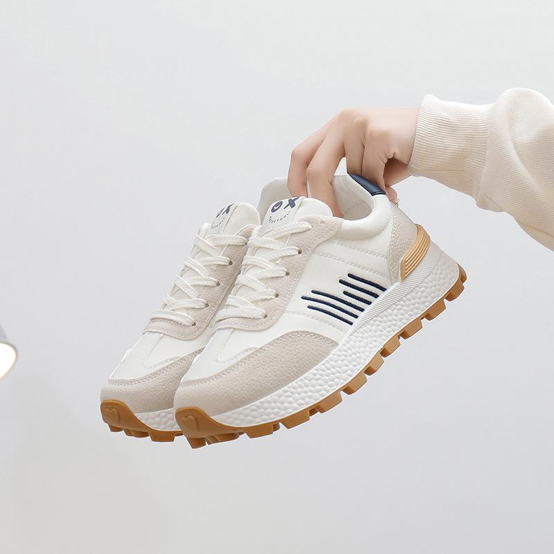 INS Korean Women's New Dad Sneakers: 2025 Spring Student Running Sports Shoes with Thick Sole for Heightening - Model J6101.