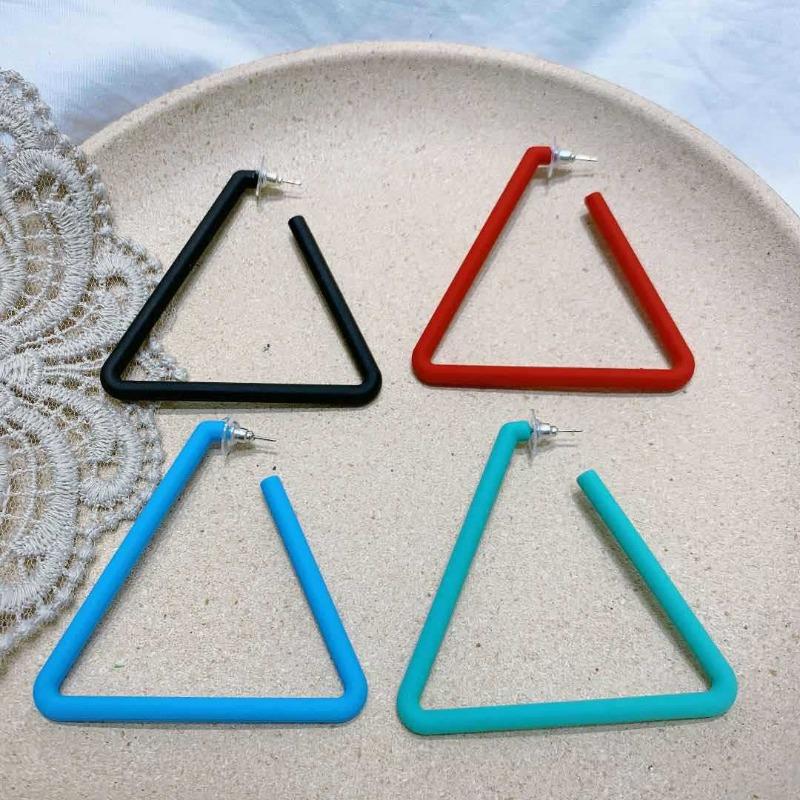 New Color-expanding Triangular Rubber Paint Texture Personalized Earrings for Women