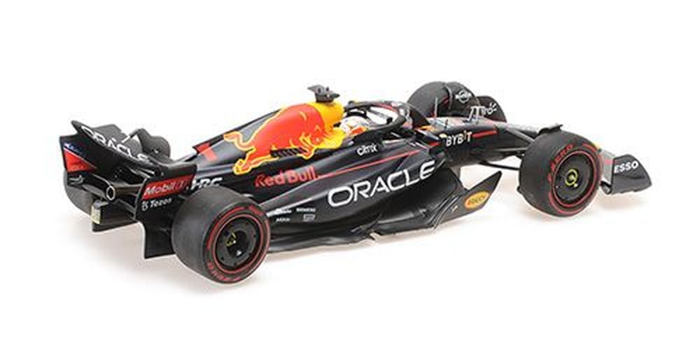 Minichamps Scale Oracle RB18 Verstappen Hungarian GP 2022 Winner Finished Product 1/18