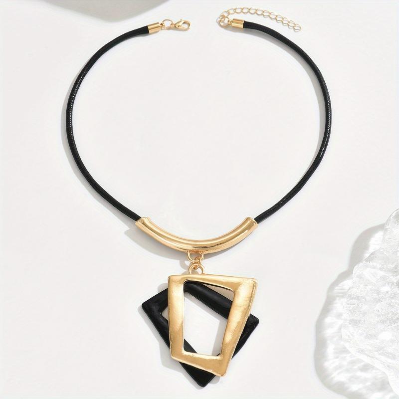 1PC Metal Wind Ladies Pendant Necklace Vintage Bohemian, Geometric Irregular Hollow Polygon, Black + Golden Color Matching Black Rope Elbow