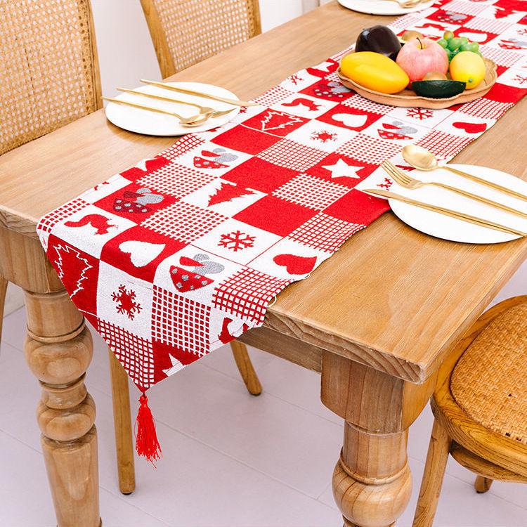 Christmas Table Runner: Creative Holiday Tablecloth for Dining or Coffee Table, Heat-Insulated Festive Decoration