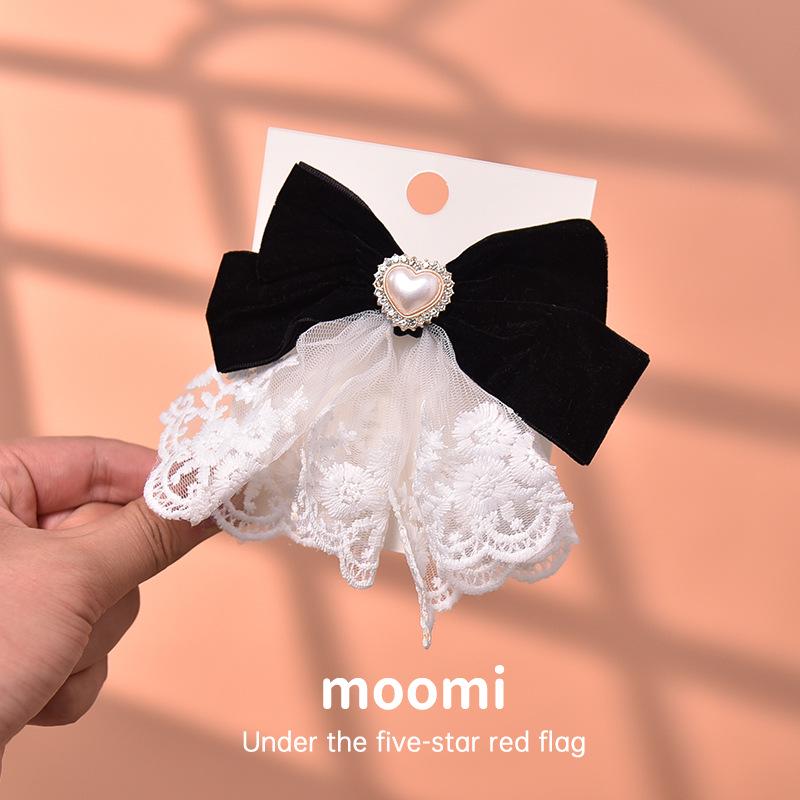 New Year Red Velvet Bow Hair Clips for Girls - Heart Design