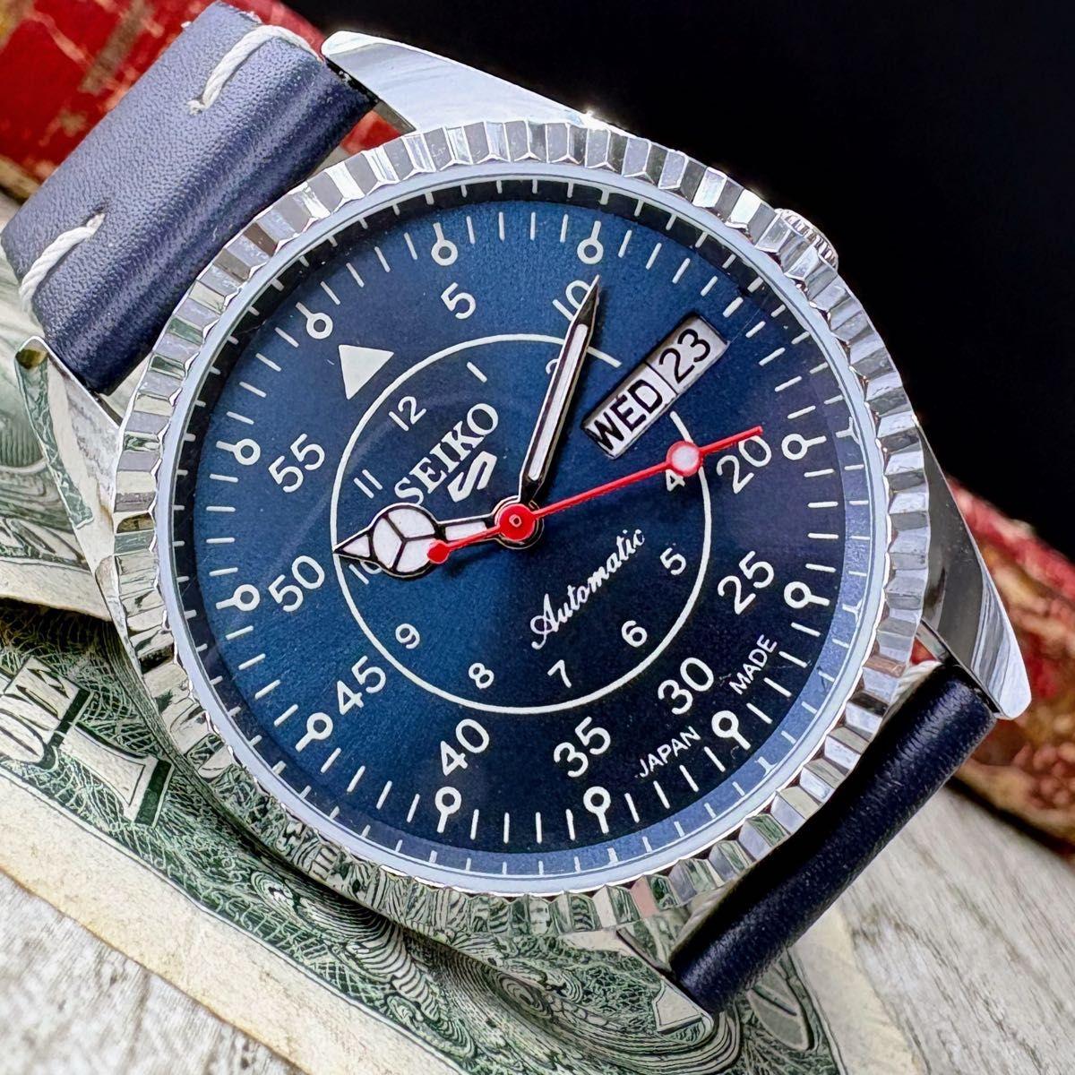 Used [Men s Romance] SEIKO5 SEIKO5 Men s Watch Automatic Winding Blue Retro Good Operation