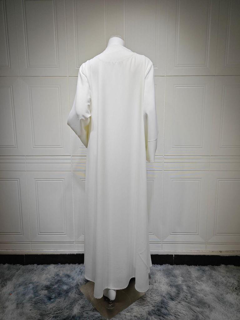Elegant White Floral Embroidered Abaya Coat - Modern Middle Eastern Fashion