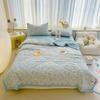 Ultra-Soft Summer Cooling Quilt - Lightweight, Breathable & Skin-Friendly with Embossed Floral Print Design for All Seasons - Perfect for Bedroom