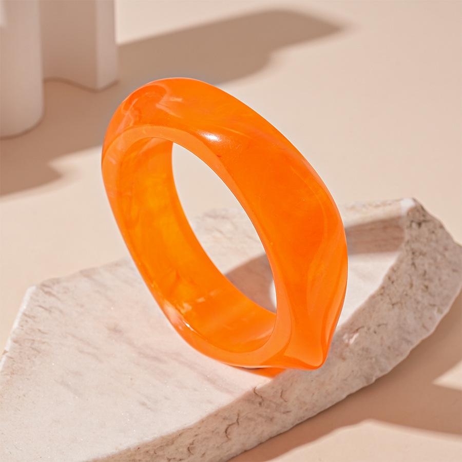 Stylish Acrylic Wide-Face Irregular Bracelet - High-End Design Niche Jewelry