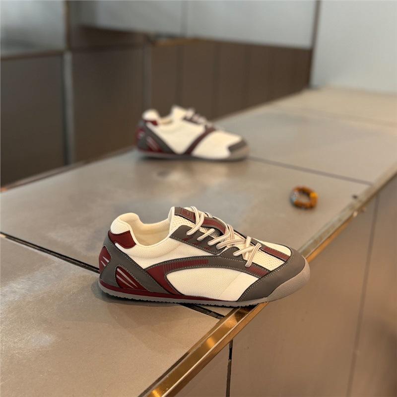 Casual trendy shoes spring new models popular atmosphere lightweight Forrest Gump shoes dnh