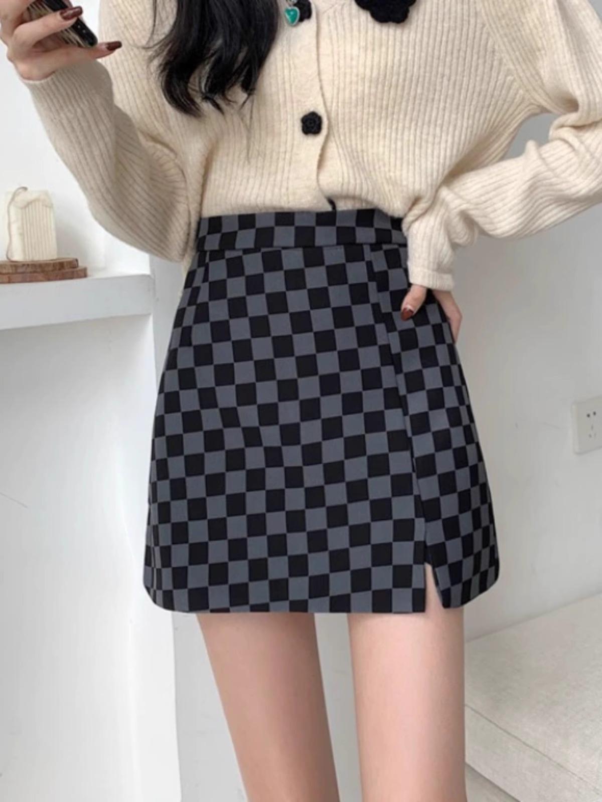 

Летняя миди-юбка в клетку с высокой талией 2025 - Женская приталенная А-силуэта с разрезом S серый/чёрный