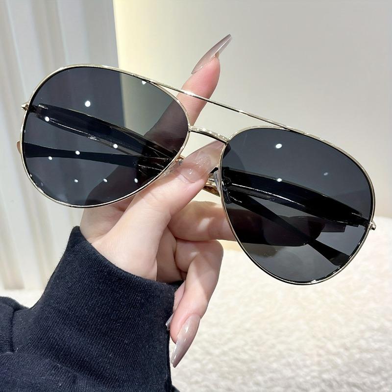 Minimalist Square Sunglasses Women Men Classic Vintage Glasses Female Male Trendy Personality серебряный серый