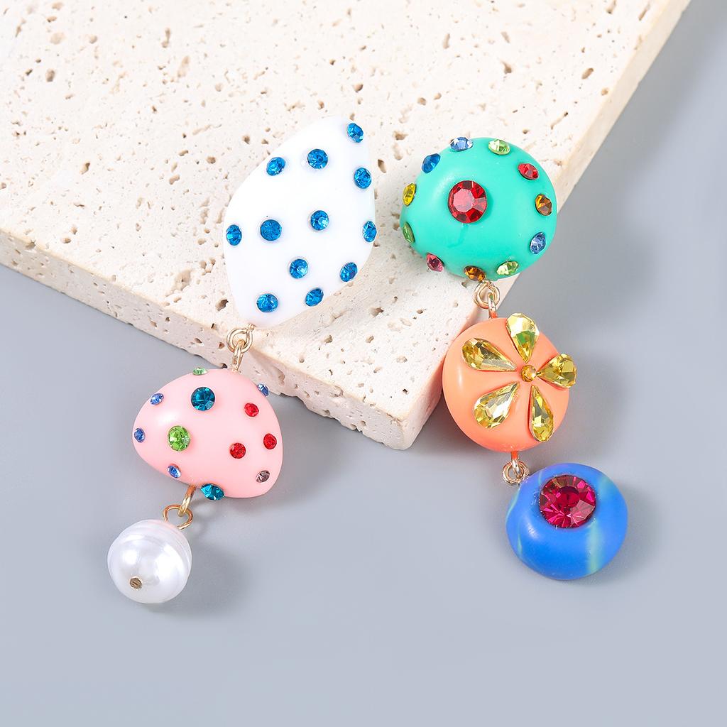 Female Retro Exaggerated Earrings
