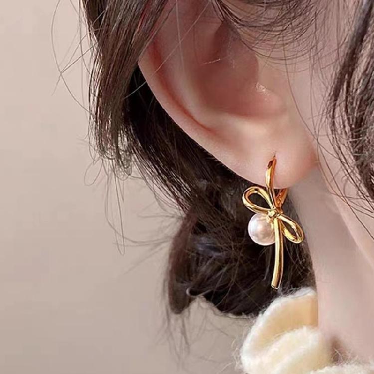 Delicate Earrings with Bowknot Pendant Chic Pearl Ear Piercing Jewelry Ear Hooks