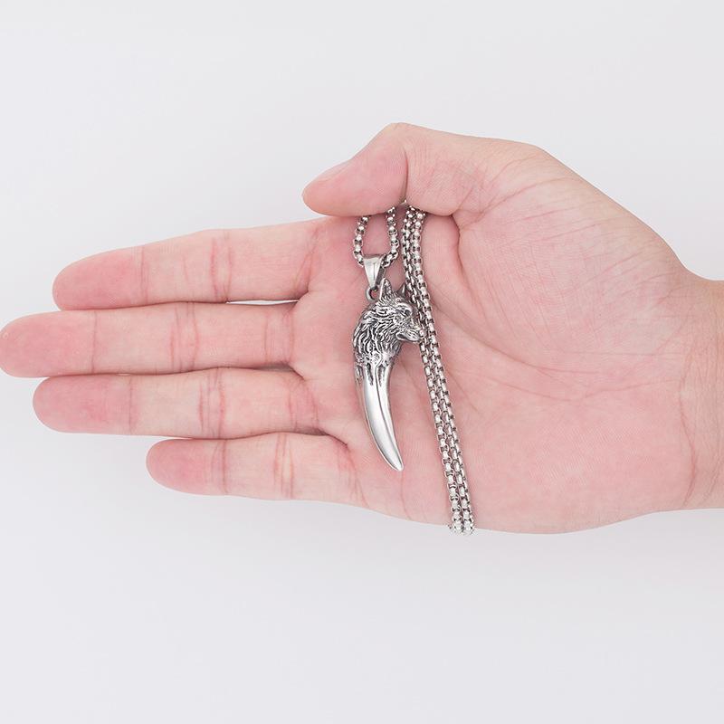 Vintage Wolf Head Titanium Steel Necklace Stainless Steel Necklace Male Wolf Tooth Pendant