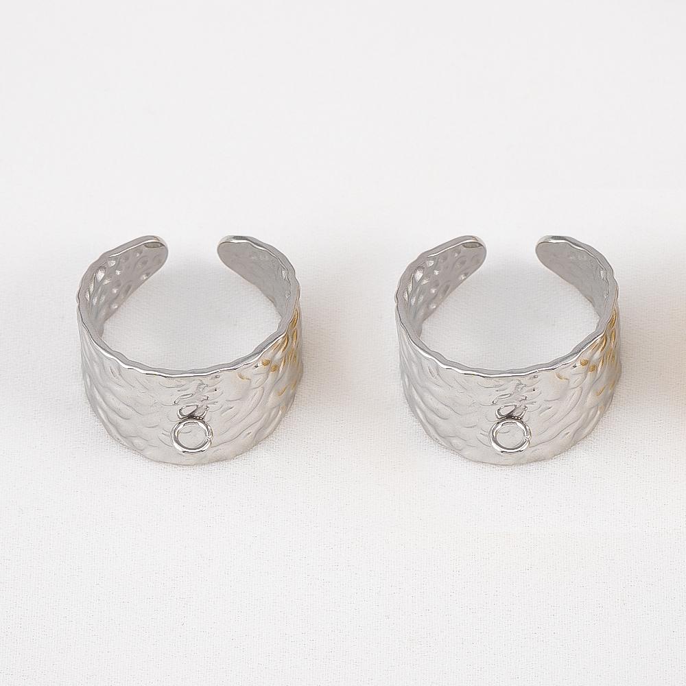 

2Pcs Metal Embossed Open Hammer Texture Wide Adjustable Ring Settings Blank Rings Base Jewelry Making DIY Finger Ring With Loop 2pcs