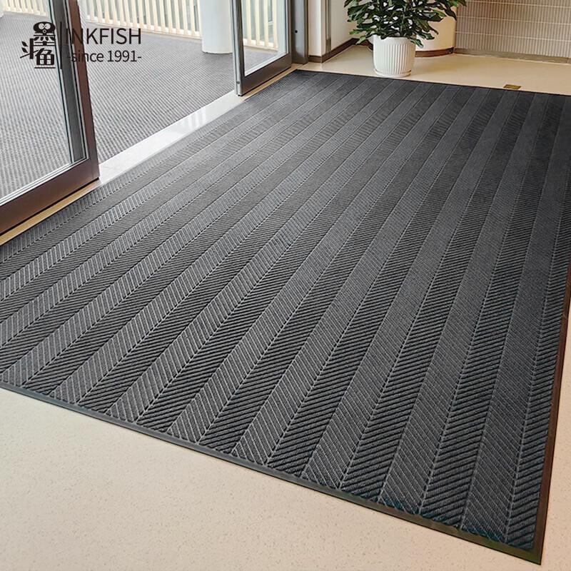 Heavy-Duty Tire Pattern Anti-Slip Entrance Mat