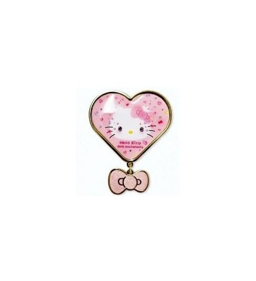 

Коллекция значков Hello Kitty 12