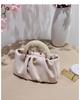 2024 Damen Elegante Perlenkette Wolken Crossbody-Tasche