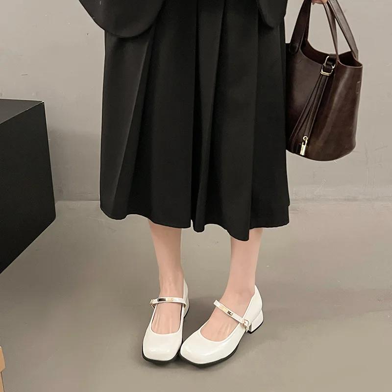 Fashion 2025 New Round Toe Sandals Ladies Hollow Beach Elegant Shoes Shoes Women's Leather High Pumps Mary Janes Heels Female Footwear