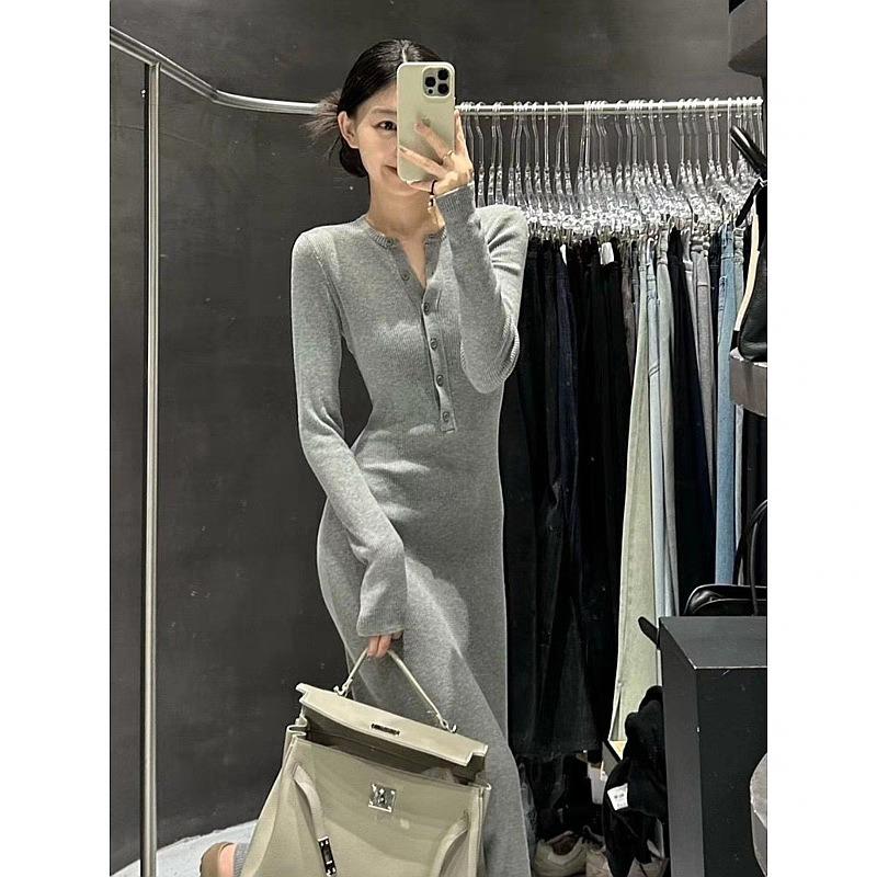 Early autumn new temperament Muse fan long dress high sense formal settings gentle wind gray knitted dress