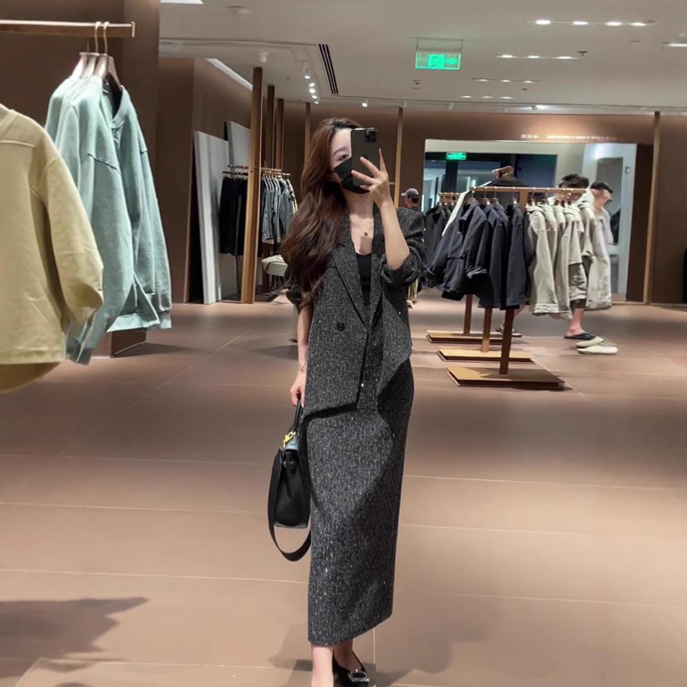 

Комплект женский сверкающий жакет большого размера и миди-юбка с высокой талией 4XL