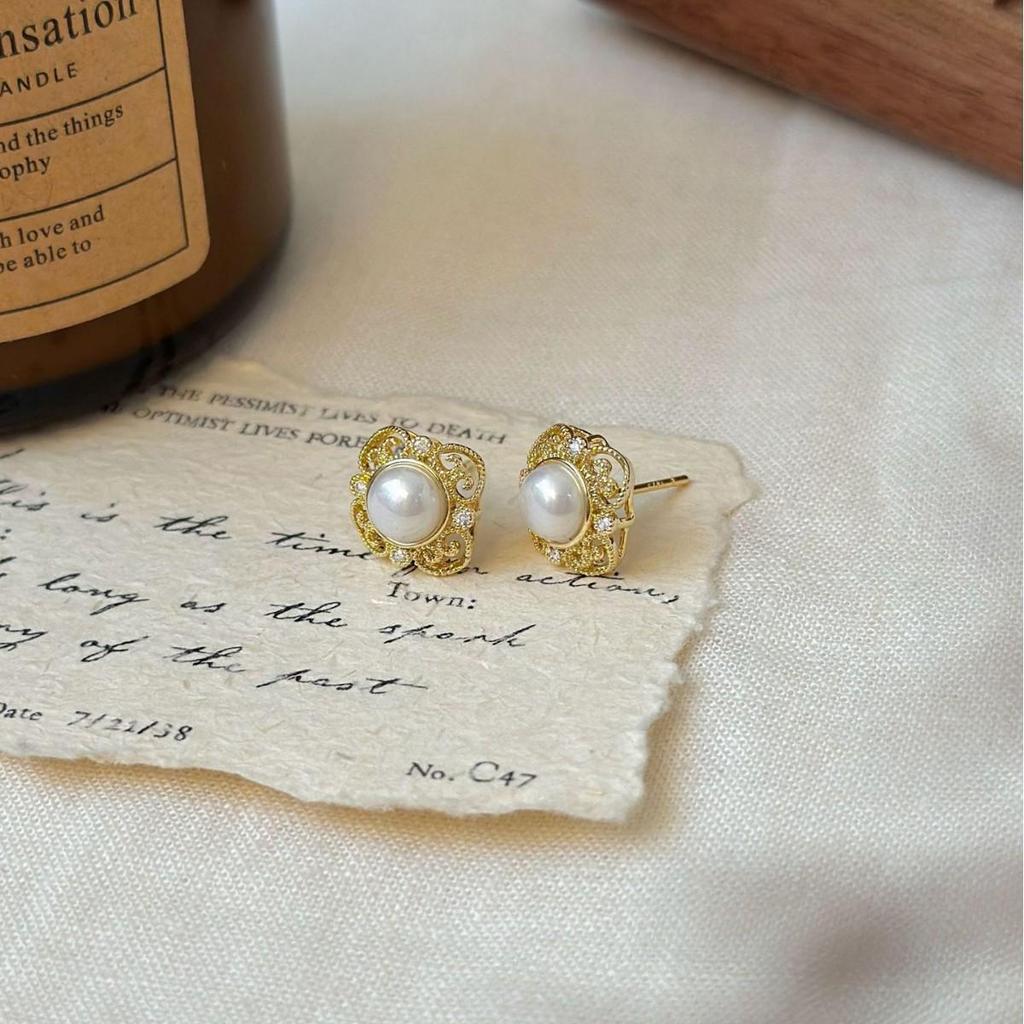 Elegant French Court Style Pearl Stud Earrings - Chic, Sophisticated, and Versatile Jewelry