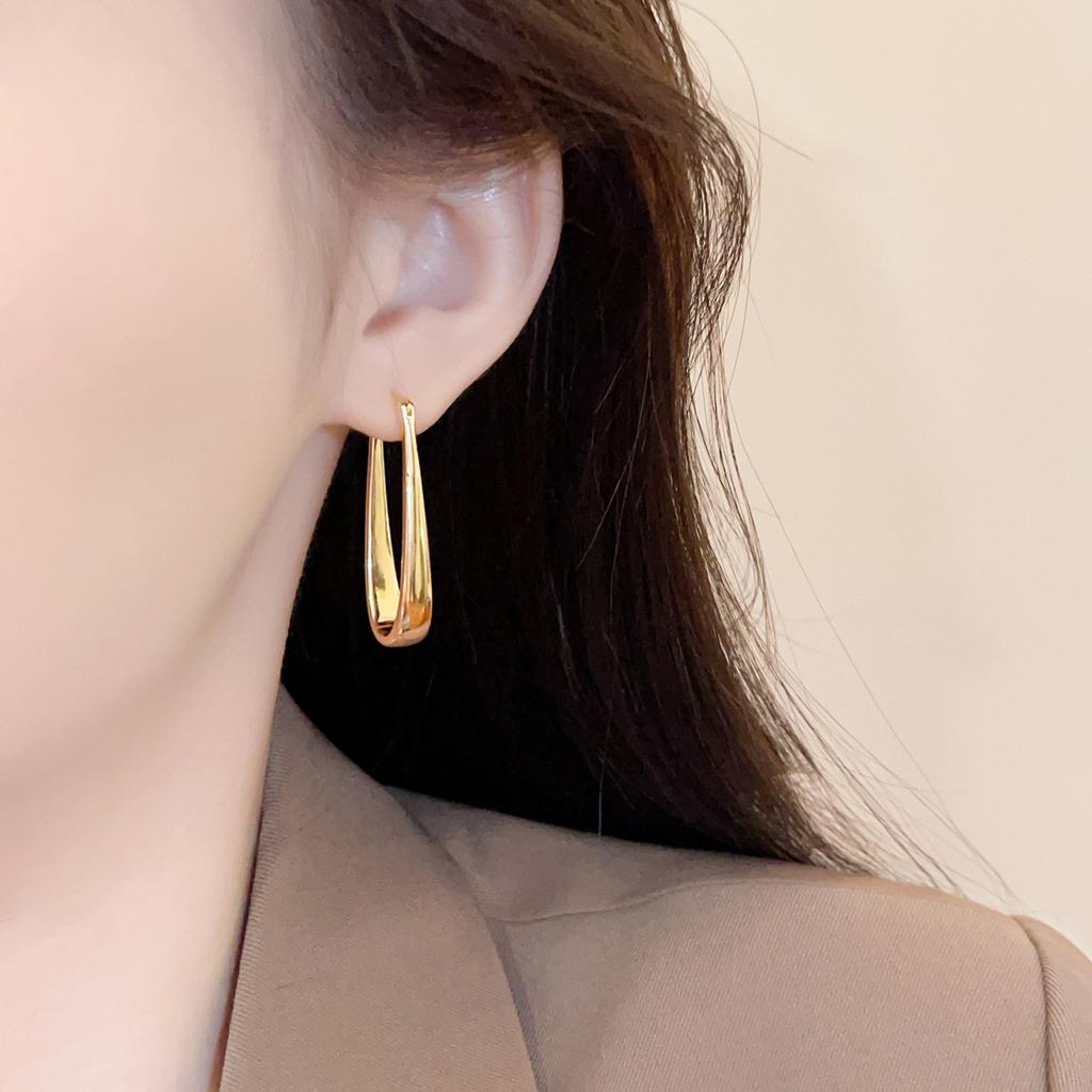 Minimalist U-Shaped Hoop Earrings With Ear Clasp Elegant And Versatile Earrings For Women Small Batch Design