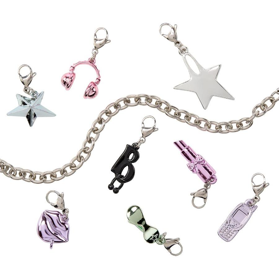 Bratz Chartz Jade Fashion Doll Belt Collection Charm Bracelet