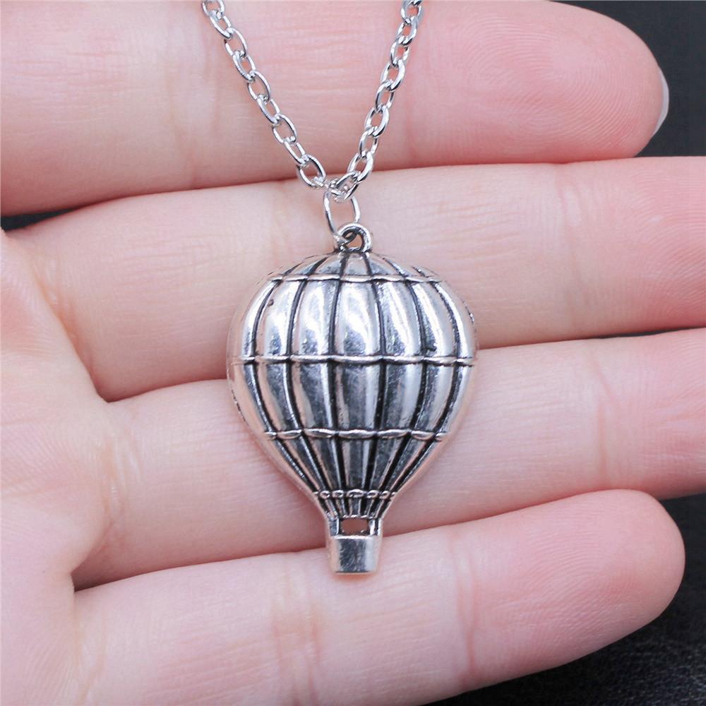 Halskette am Hals 43cm Kette Raumfahrt Reise Kinderschmuck Materialien QN066