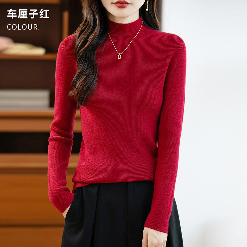 A New Semi-high-neck Sweater for Women In Autumn and Winter, A Slimming and Form-fitting Long-sleeved, Versatile and Stylish Base Layer