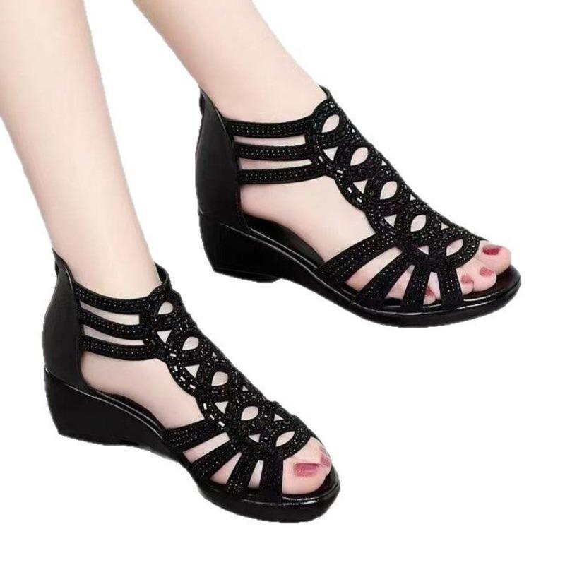 New Soft Leather Shoes Soft-soled Mom Shoes Sandals Wedge Heels and Women's Shoes