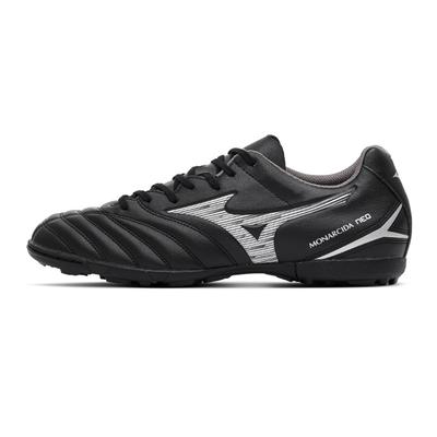 Spezielle Sportschuhe – Fußballschuhe