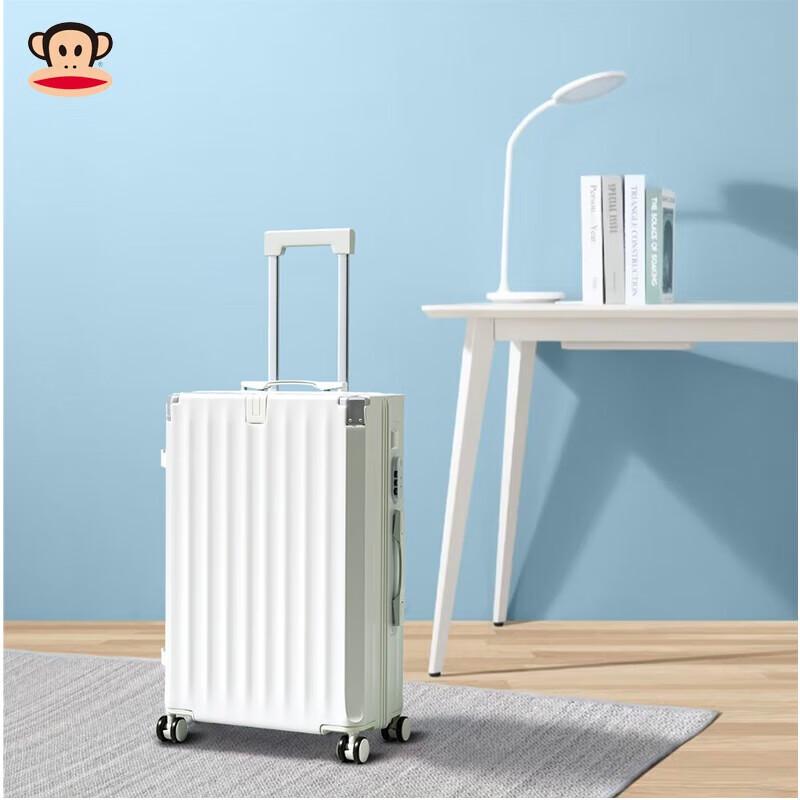 

Paul Frank 24-inch Rolling Luggage