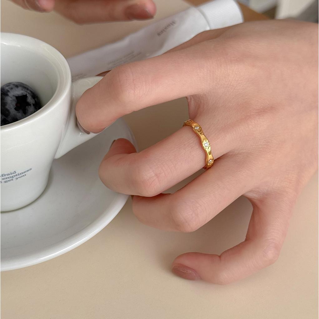 

Геометрическое гофрированное кольцо-октаграмма с бриллиантами, титановая сталь с гальваническим покрытием, изысканное премиальное кольцо Ins 9