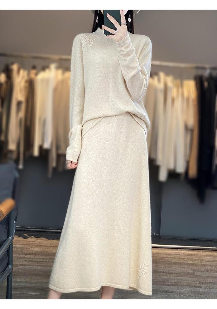 Women's Slim Fit Stand Collar Wool Pullover Sweater - Soft Autumn/Winter Knitwear