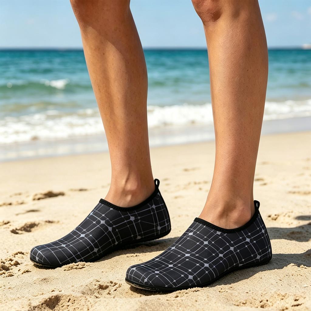 Water Shoes for Men and Women Quick Dry Lightweight Breathable Aqua Socks for Beach Swimming Snorkeling Diving and Hiking
