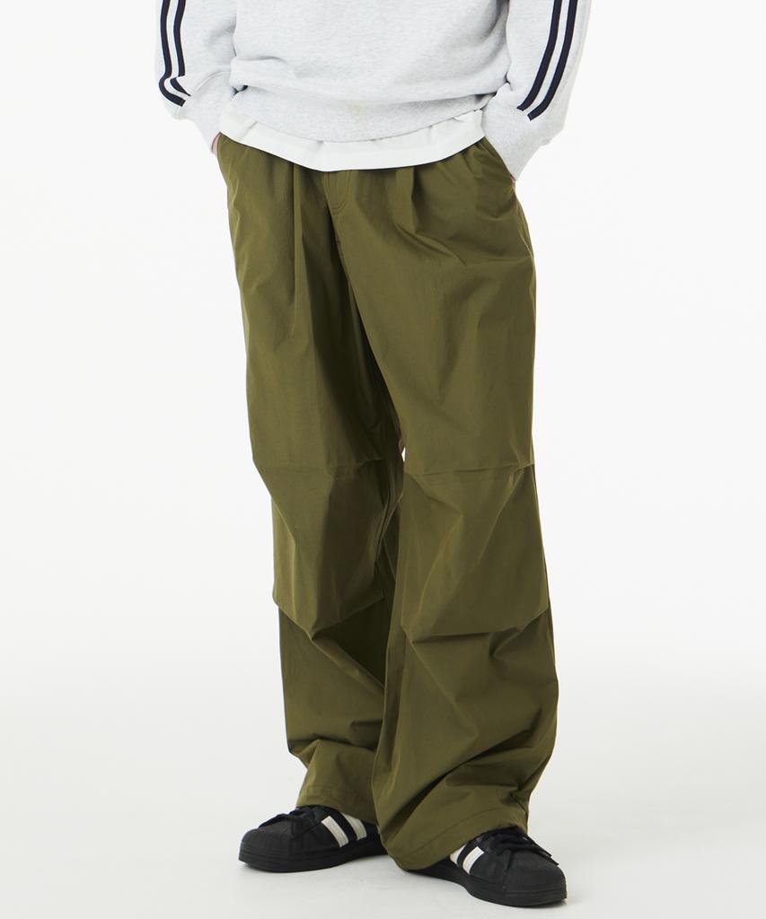 URBANAGE Waterproof Single-Pleat Parachute Wide Pants_Khaki