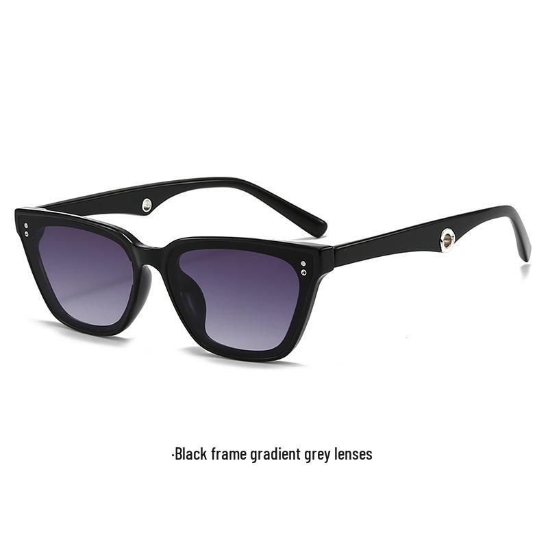 Women’s UV Protection Sunglasses - Korean Style, Trendy Small Frame, Retro Cool Design