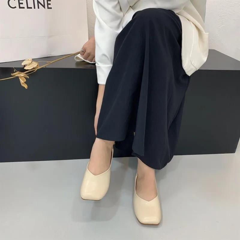 Elegant Fashionable Simple Shoes 2025 Spring New Women's Low Top Microfiber Leather Square Shoes Retro Style Adult Footwear