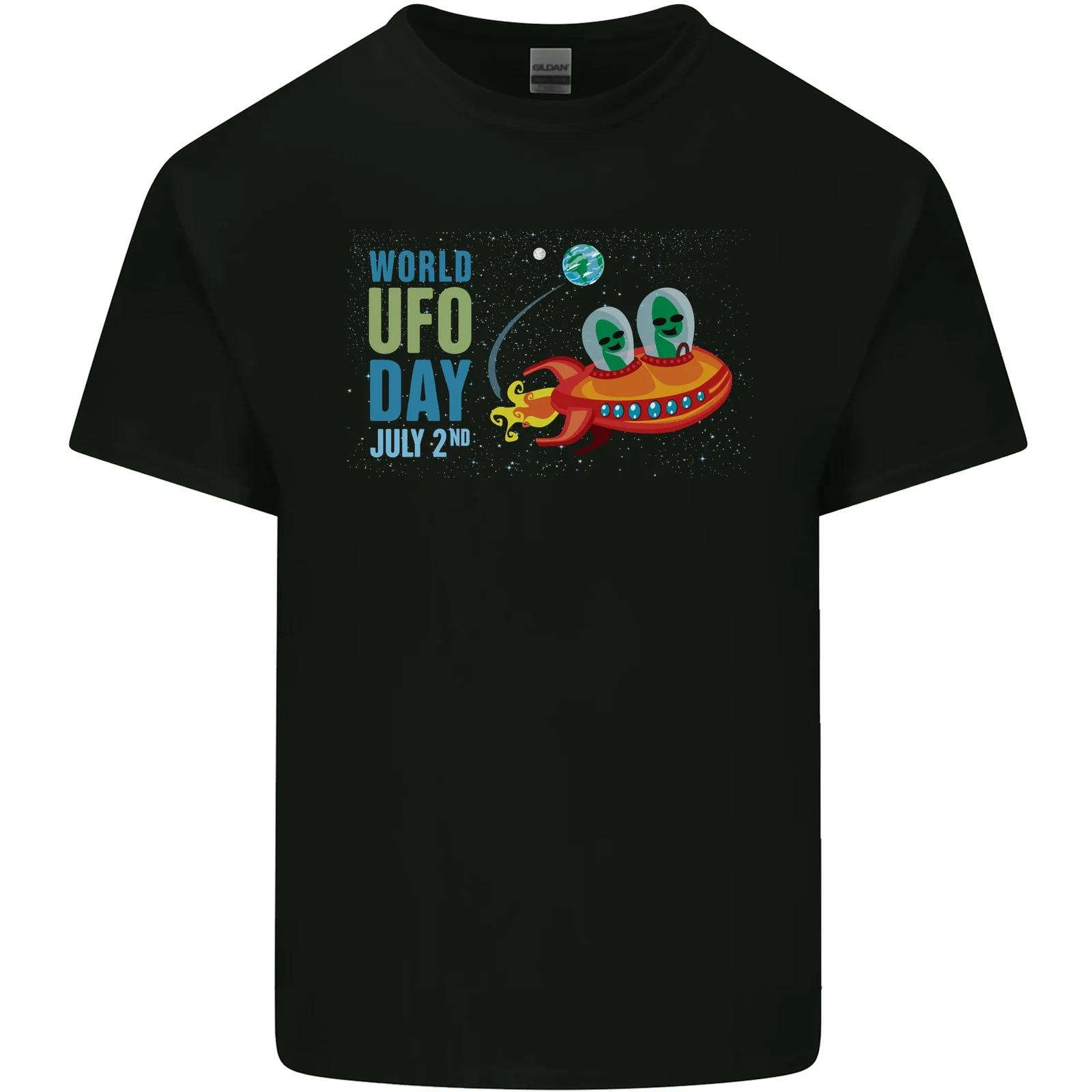 World UFO Day Aliens Kids T-Shirt Childrens S