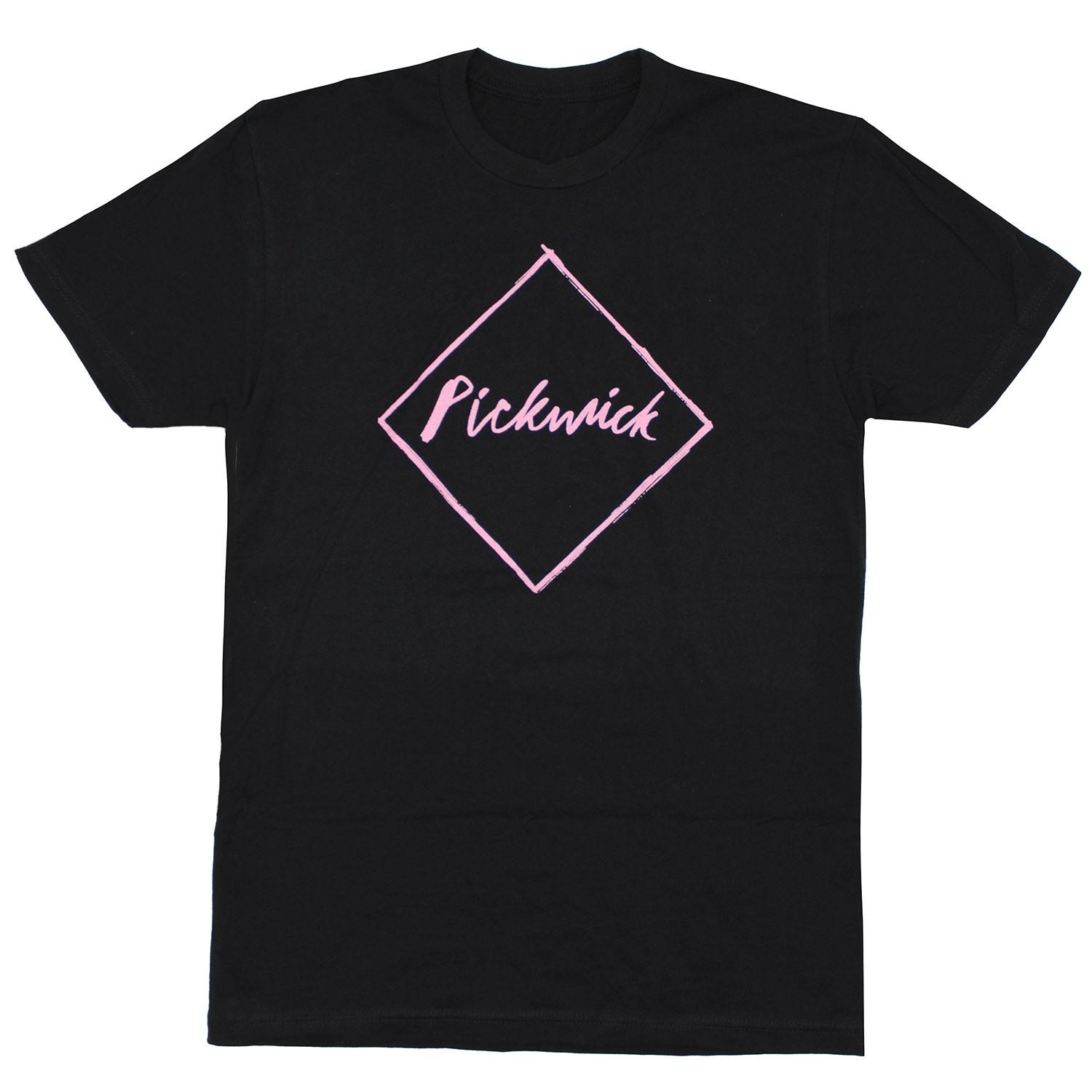 Men s Pickwick Script in Diamond T-shirt X-Large Black S