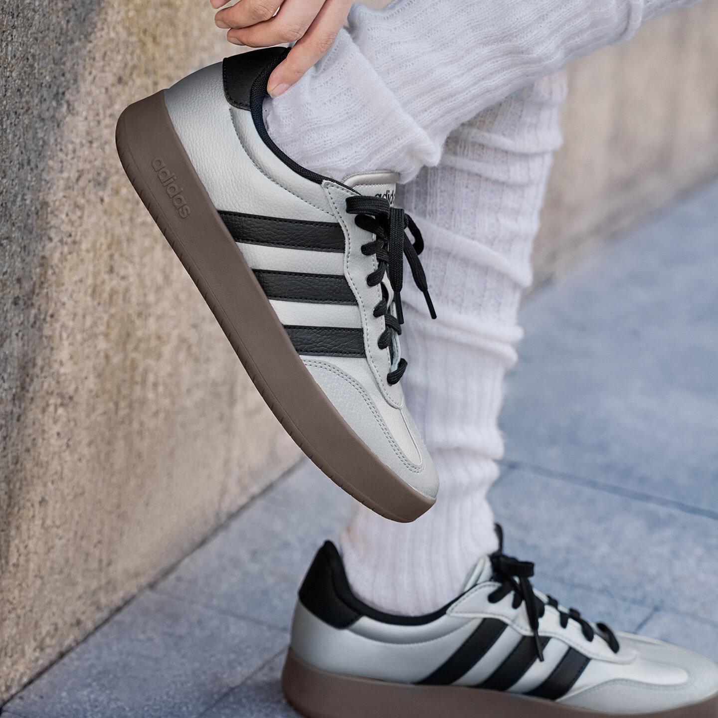 

Adidas Barreda Серебристый металлик Черный Резина 39