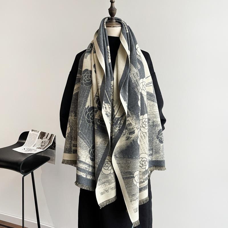 Autumn and winter new imitation cashmere castle camellia scarf retro thickened warm scarf shawl with windproof scarf