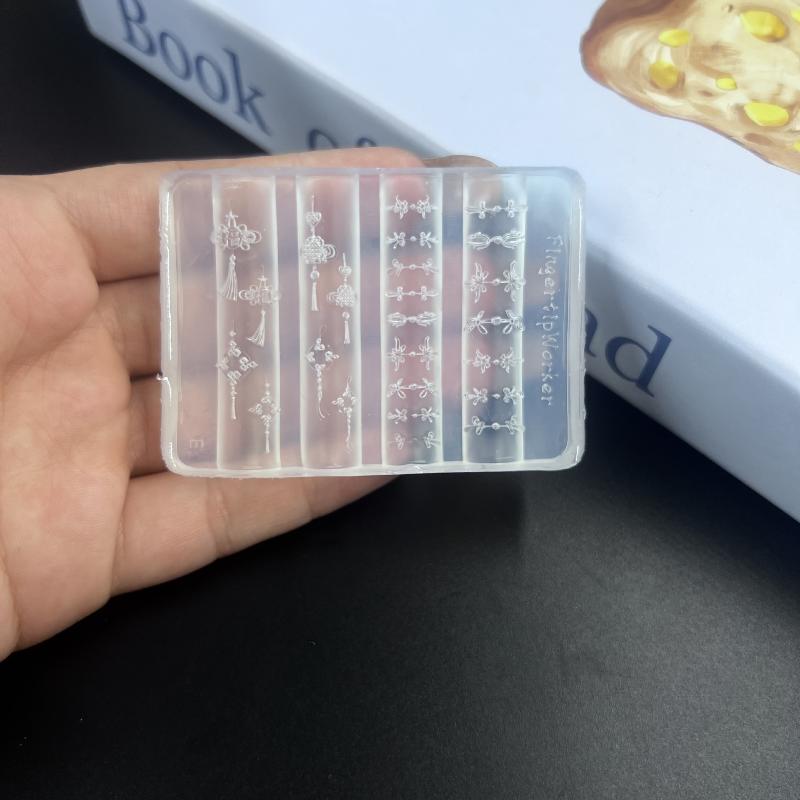 3D Butterfly Flower Silicone Nail Mold Sweet Bow Bead Chain Transparent Nails Templates DIY Nail Art Decor Manicure Design Tools