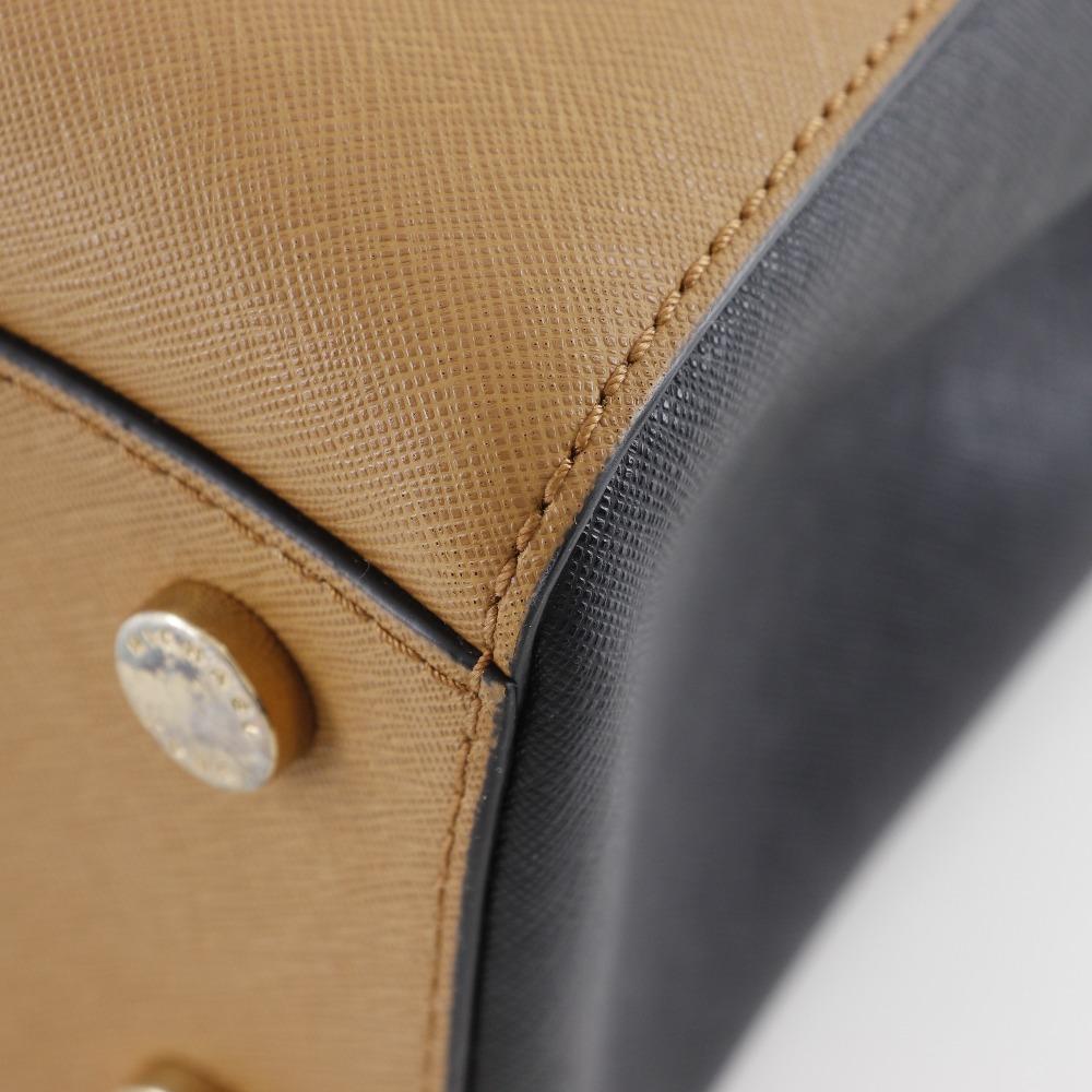 Michael Kors Geantă Tote Geantă de mână Piele maro / neagră / albă Femei Folosit