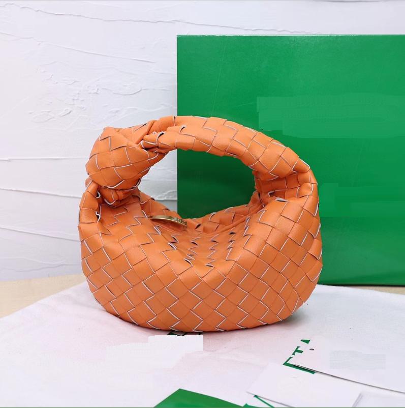 New Woven BV Hornbag Knot Handbag Compact And Lightweight Available In Large Sizes