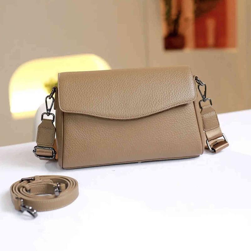 

Сумка женская среднего возраста, простая, мягкая, кожаная, одно плечо, сумка через плечо серый/абрикосовый