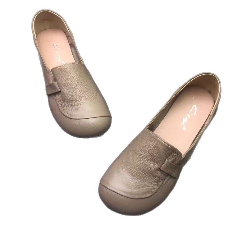 2025 Frühling neue weiche Leder Mutterschuhe weiche Sohle bequem flacher Ausschnitt Einzelne Schuhe Damen mittleren Alters und ältere ein Pedal Doudou Schuhe